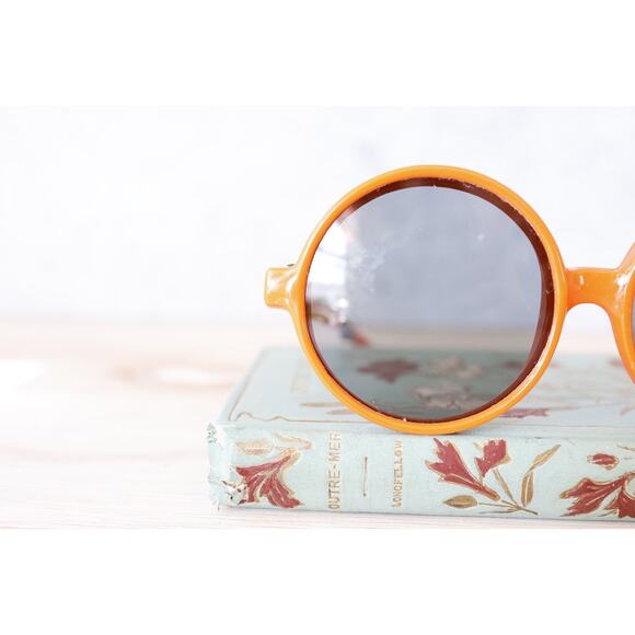 Vintage sunglasses 1970s round Grandmacore Made In Japan Pin hinge Pop Art main image 6